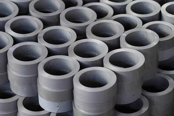 Рис. 5. Готовые магнитопроводы Рис. 5. Готовые магнитопроводы